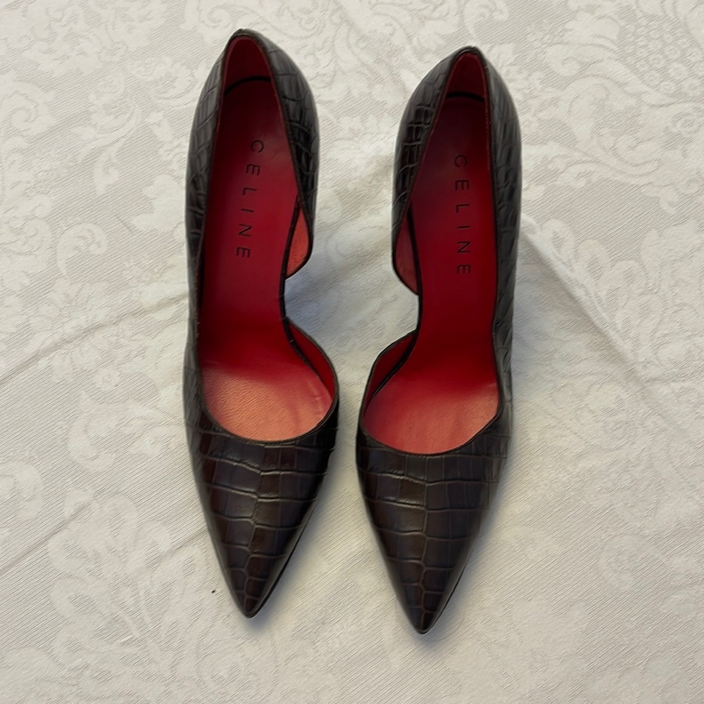 NEVER WORN Celine Pumps!